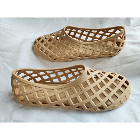 Project Cloud Memory Foam Slip On Tan Flat Jelly Shoes Women’s Size 6 - Picture 2 of 8